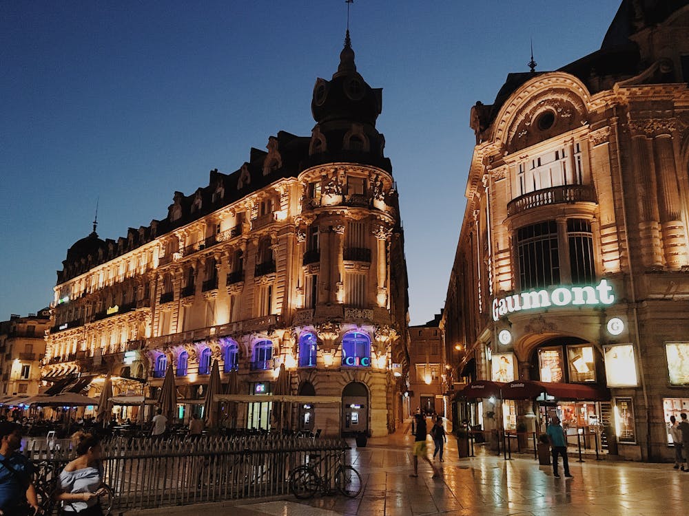 Cosa vedere a Montpellier Francia: Place de la Comédie 